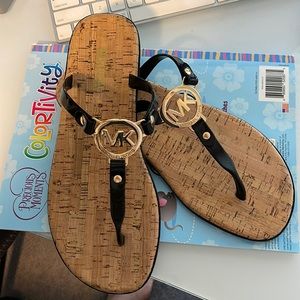 Michael Kors MK cork top and rubber flip flop Size 8 - new.